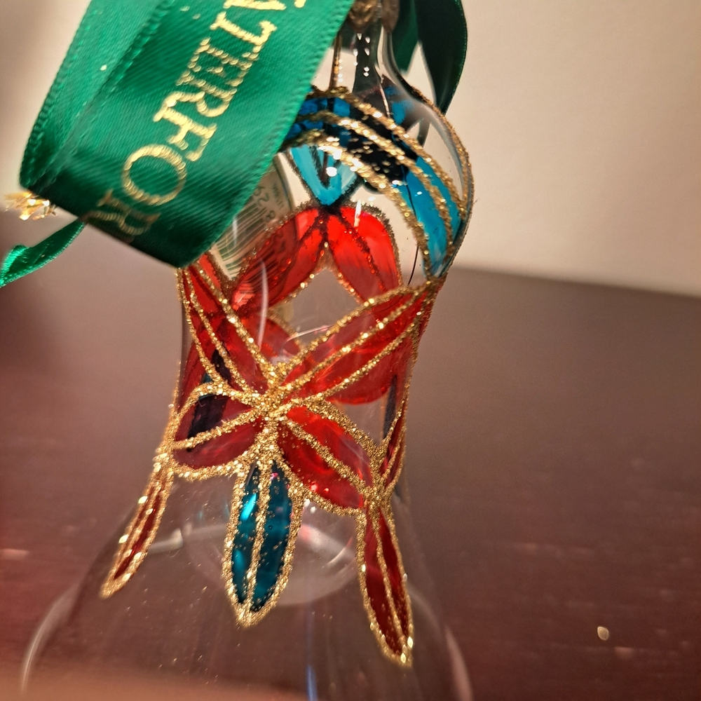 Waterford Holiday Heirlooms Lismore Bell 2000 Christmas Ornament - Picture 3 of 11